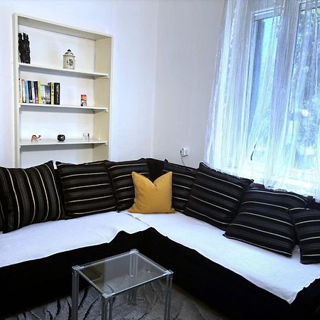 Authentic Dalmatian House Apartment Kaštela Екстериор снимка