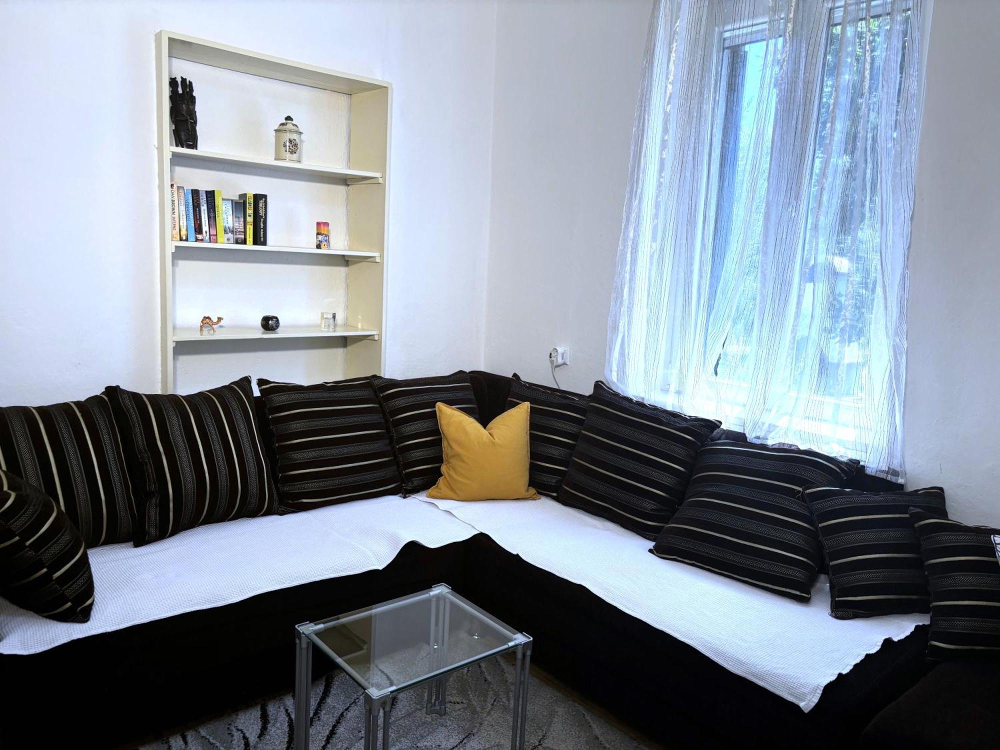 Authentic Dalmatian House Apartment Kaštela Екстериор снимка