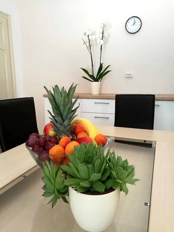 Authentic Dalmatian House Apartment Kaštela Екстериор снимка